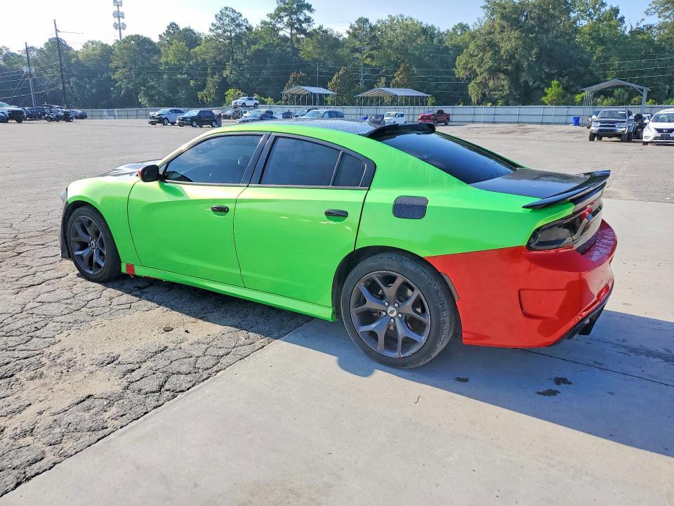 2C3CDXHG8JH335231 2018 DODGE CHARGER photo no. 2