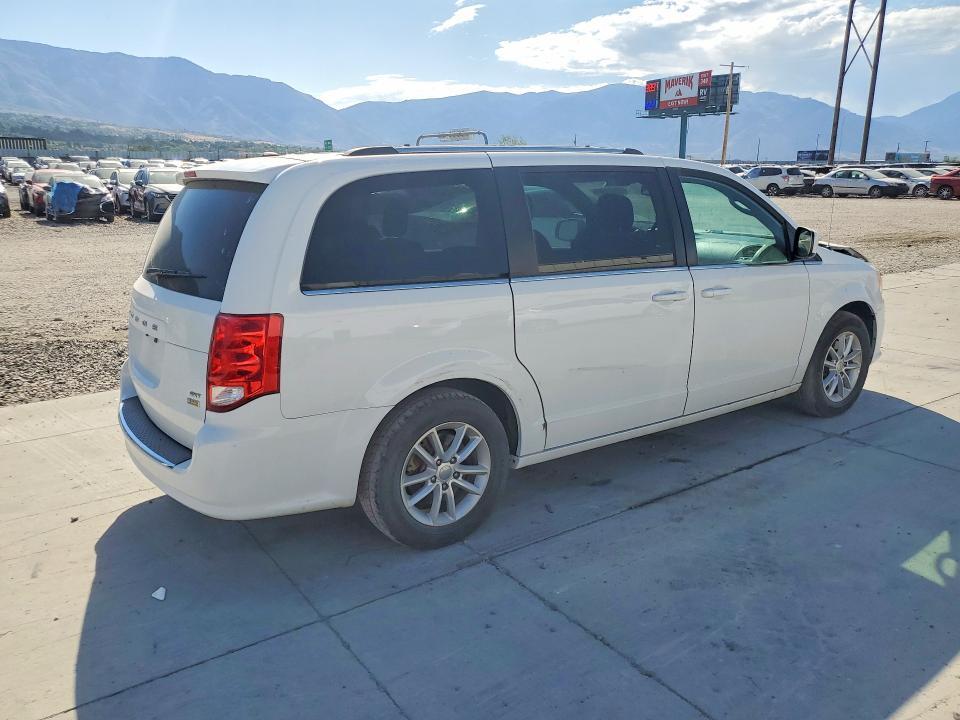 2018 DODGE GRAND CARAVAN SXT — Фото 3 из 13