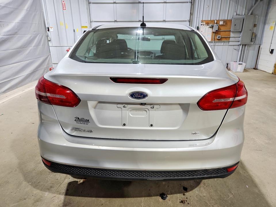 2018 FORD FOCUS SE — Фото 6 из 13