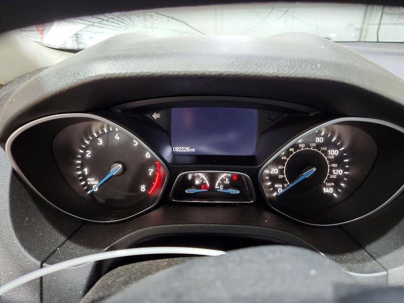 2018 FORD FOCUS SE — Фото 9 из 13