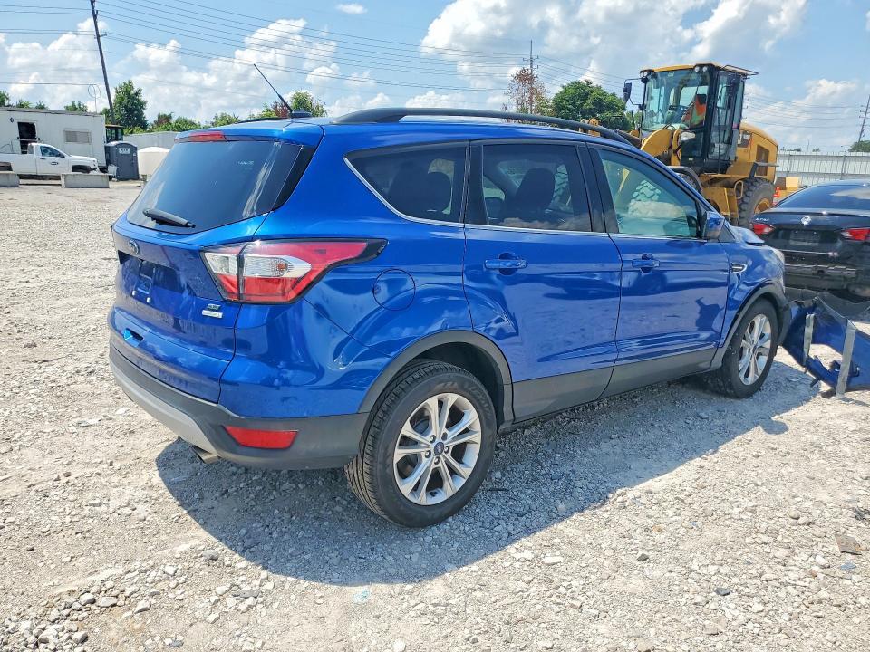 1FMCU0GD3JUC56505 2018 FORD ESCAPE photo no. 3