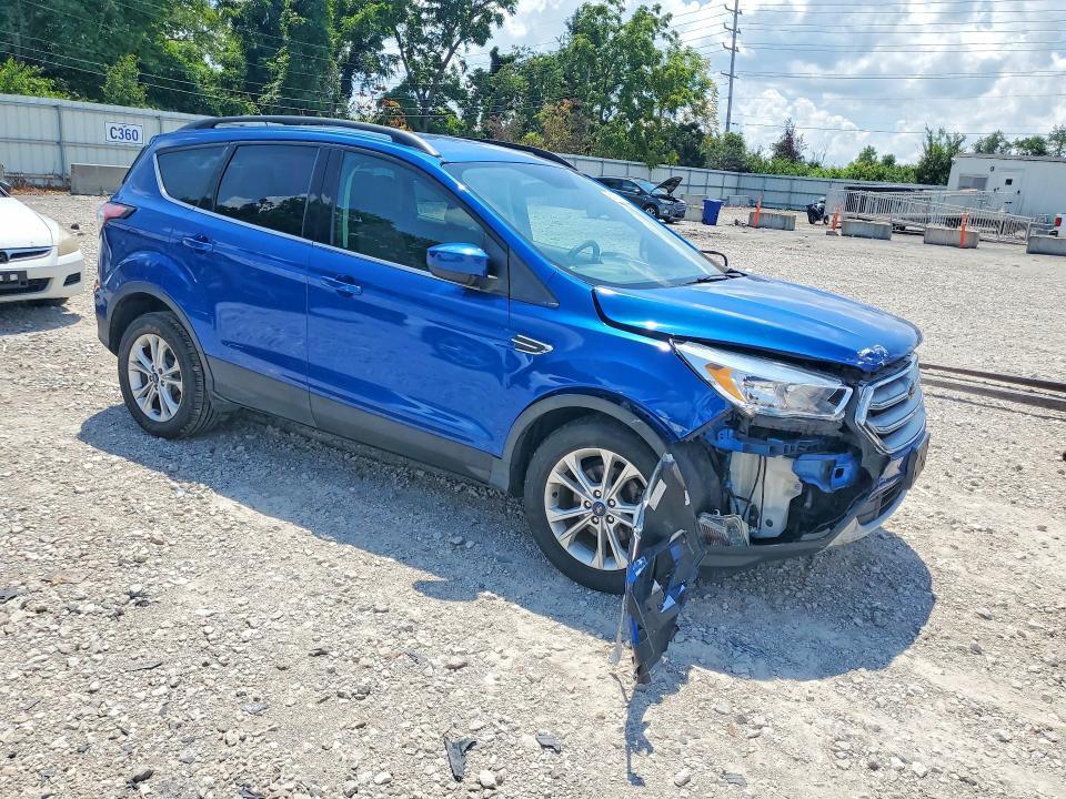 1FMCU0GD3JUC56505 2018 FORD ESCAPE photo no. 4