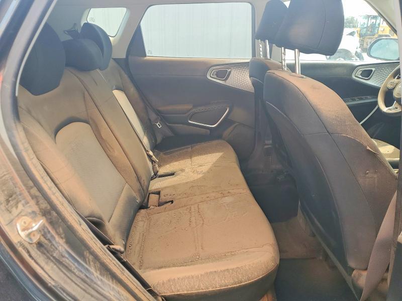 2025 KIA SOUL LX — Фото 11 из 13