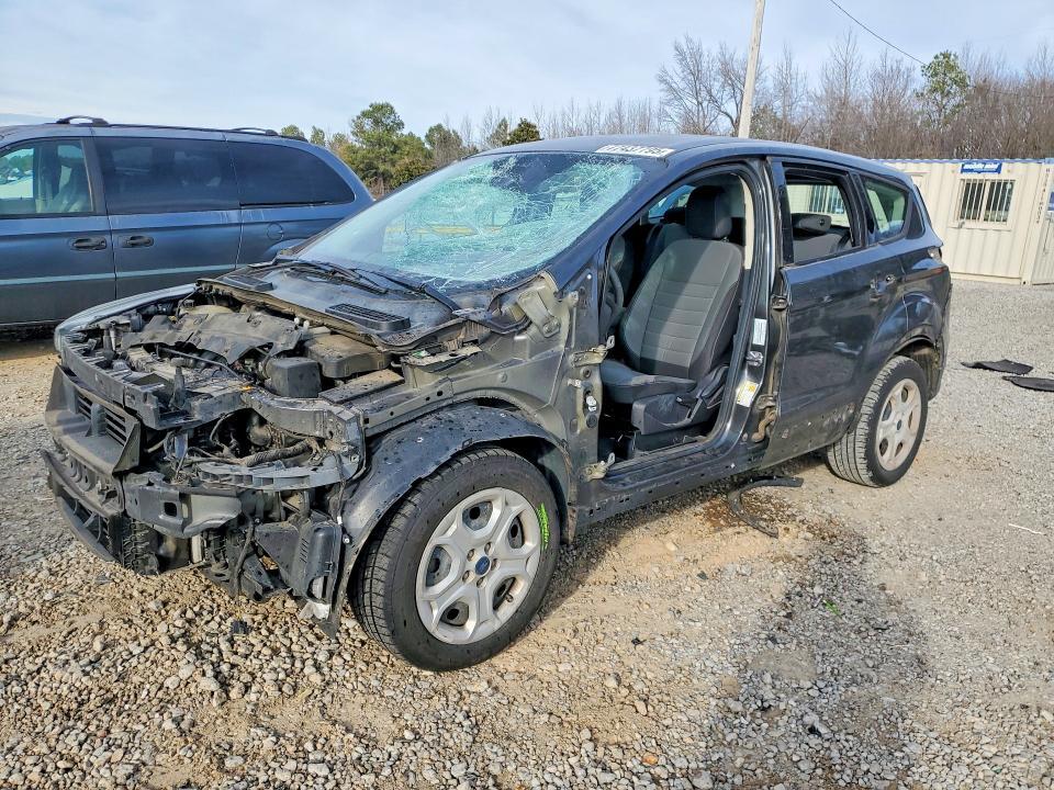 1FMCU0F79JUB04255 2018 FORD ESCAPE photo no. 1