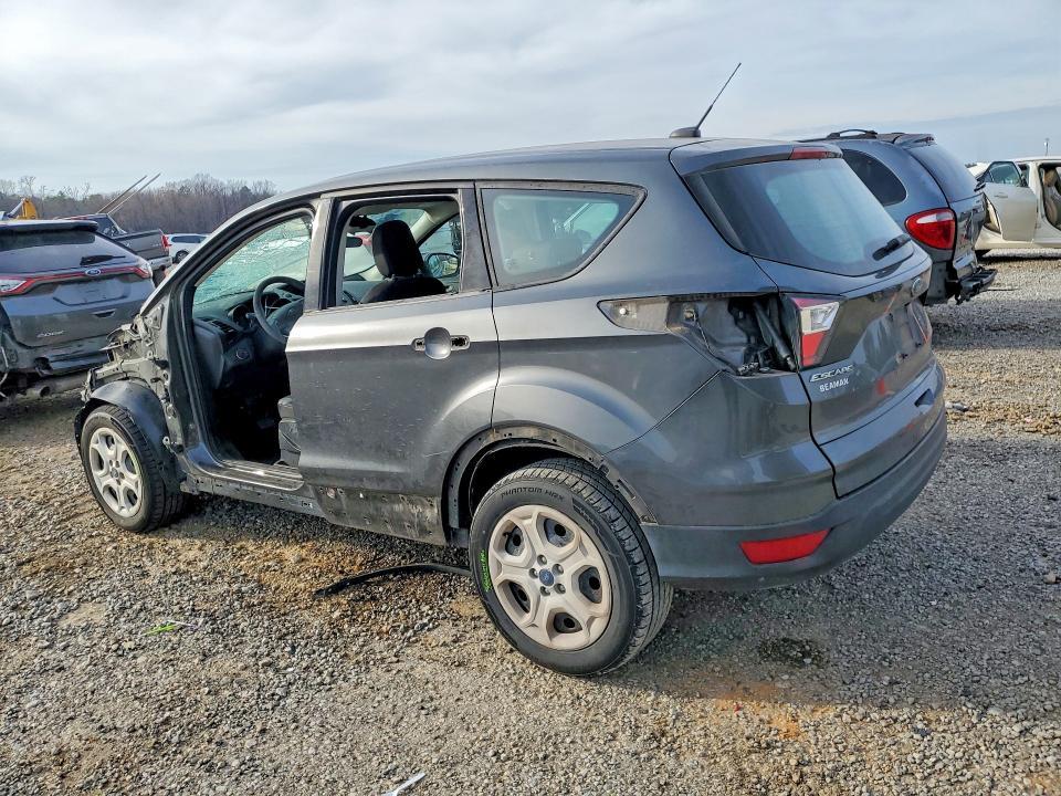 1FMCU0F79JUB04255 2018 FORD ESCAPE photo no. 2