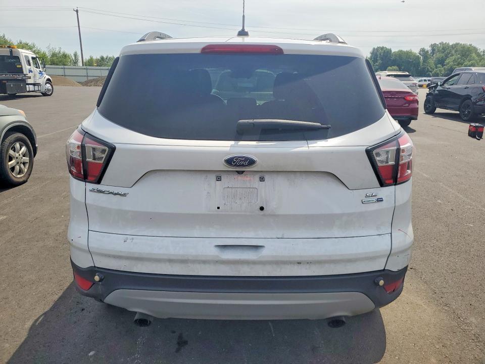 2018 FORD ESCAPE SE — Фото 6 из 12