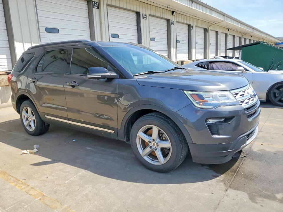 2018 FORD EXPLORER XLT — Фото 4 из 13