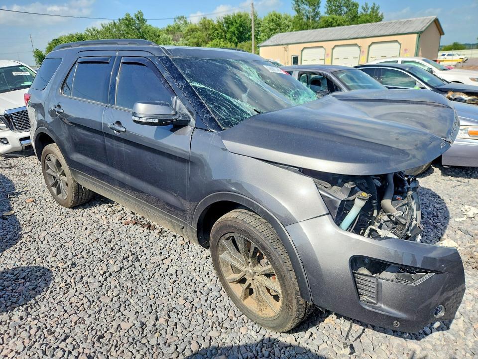 1FM5K8D88JGA25294 2018 FORD EXPLORER photo no. 4
