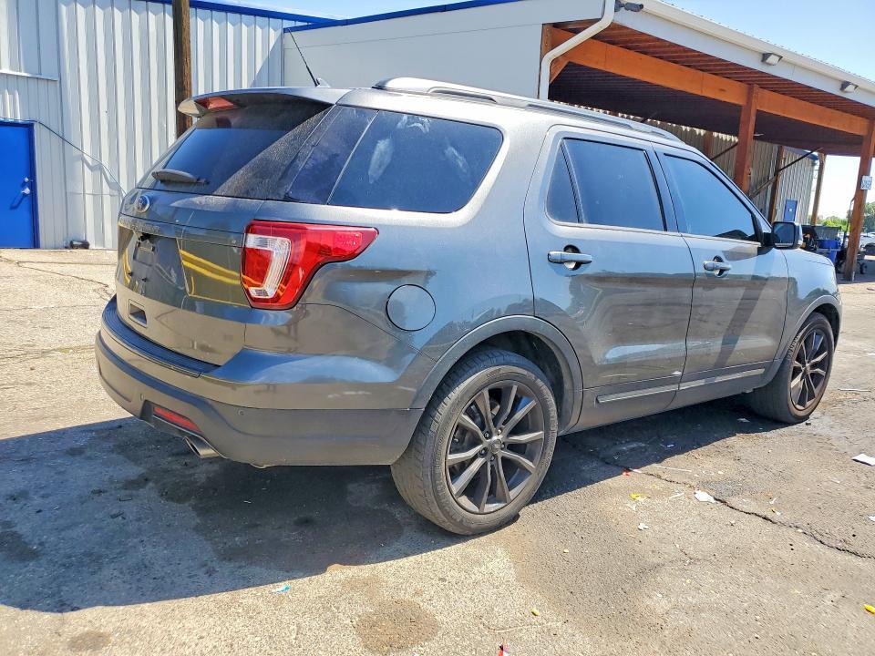 2018 FORD EXPLORER XLT — Фото 3 из 13