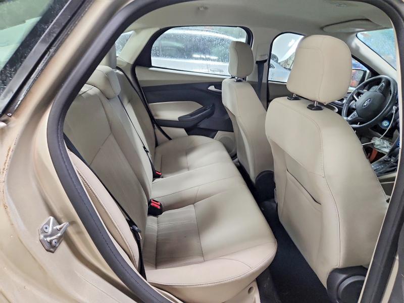 1FADP3F28JL227689 2018 FORD FOCUS photo no. 10