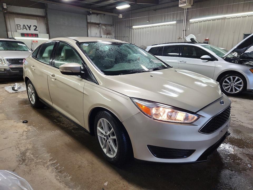 1FADP3F28JL227689 2018 FORD FOCUS photo no. 4