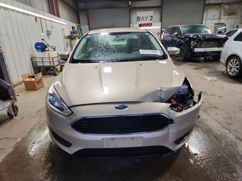 1FADP3F28JL227689 2018 FORD FOCUS photo no. 5