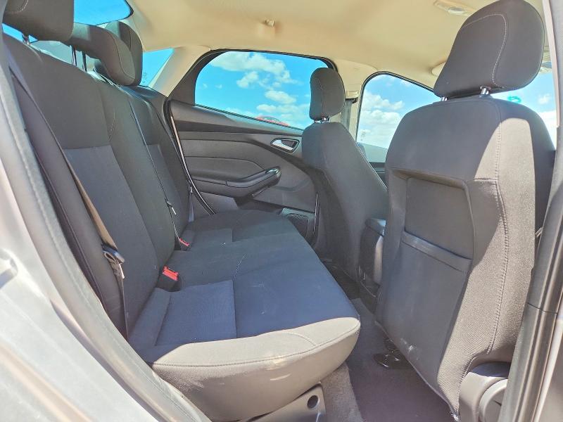 1FADP3FE4JL229739 2018 FORD FOCUS photo no. 10