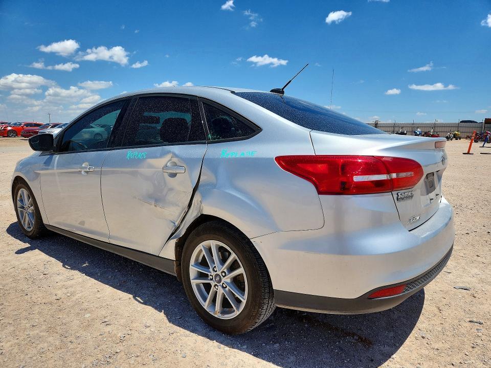 1FADP3FE4JL229739 2018 FORD FOCUS photo no. 2