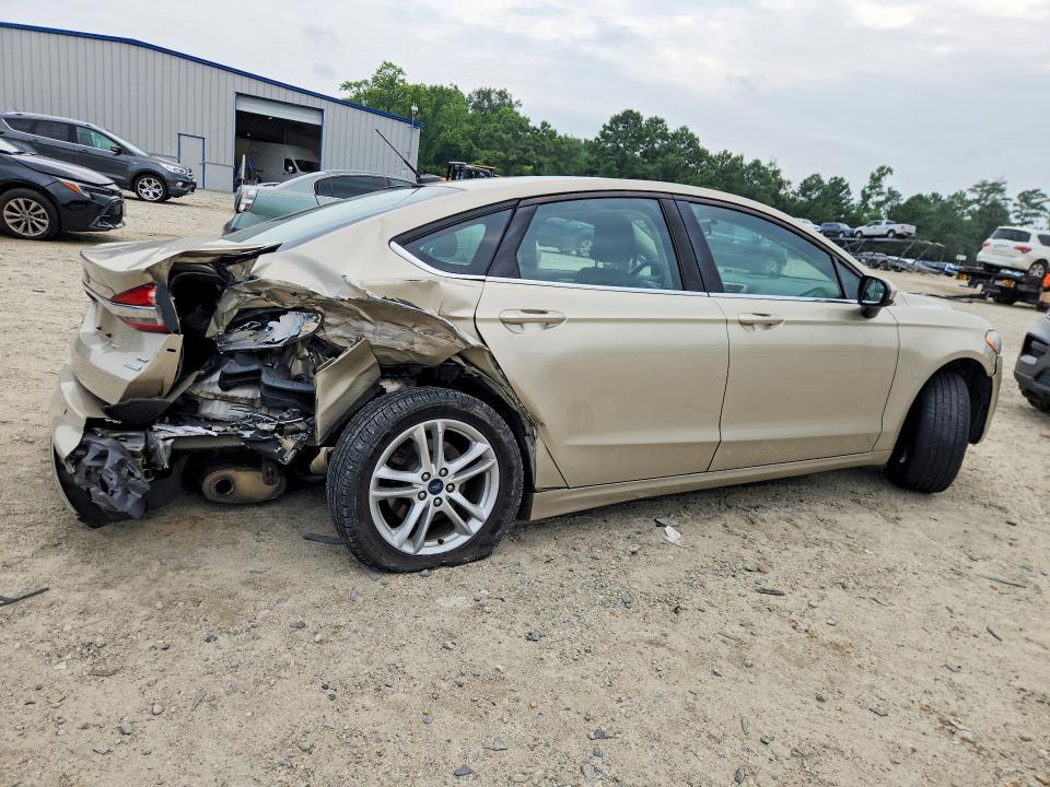 3FA6P0HD6JR179438 2018 FORD FUSION photo no. 3