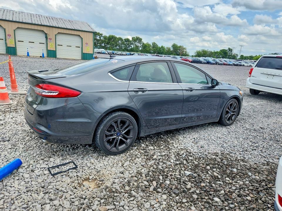 2018 FORD FUSION SE — Фото 3 из 12
