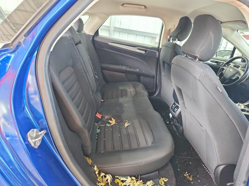 3FA6P0H7XJR207445 2018 FORD FUSION photo no. 10