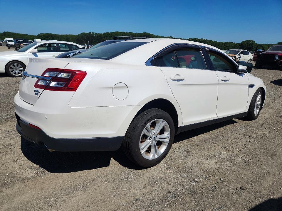 1FAHP2H86JG135244 2018 FORD TAURUS photo no. 3