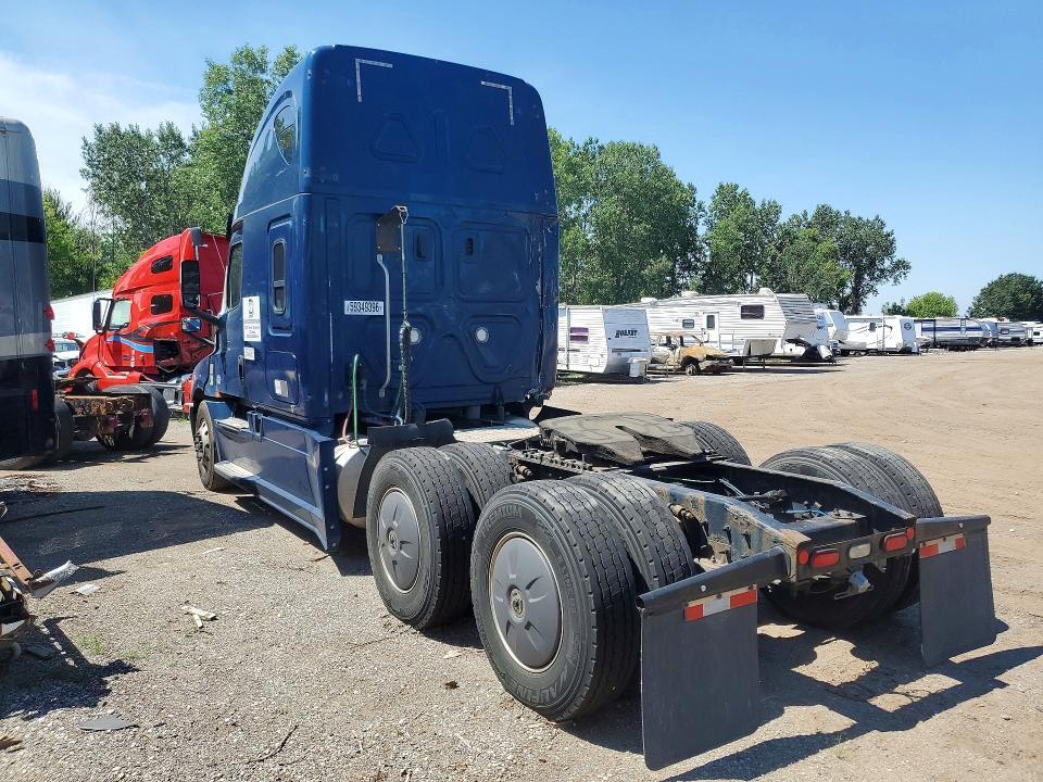 3AKJHHDRXJSJY3618 2018 FREIGHTLINER CASCADIA 126 photo no. 2