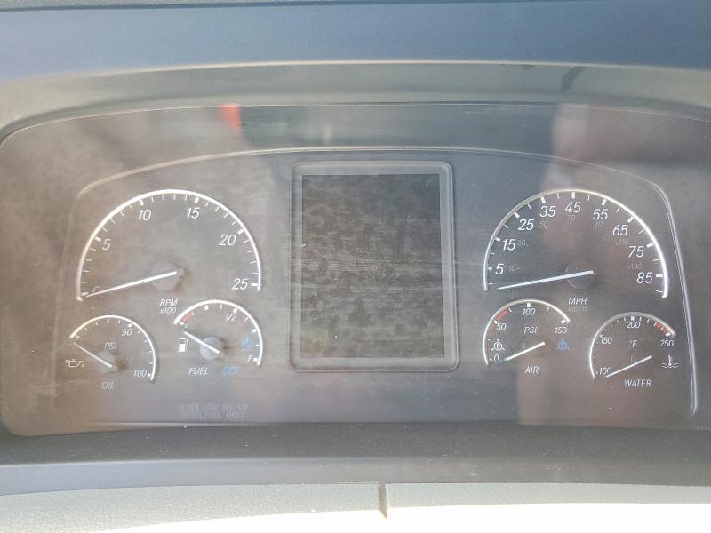 3AKJHHDRXJSJY3618 2018 FREIGHTLINER CASCADIA 126 photo no. 9