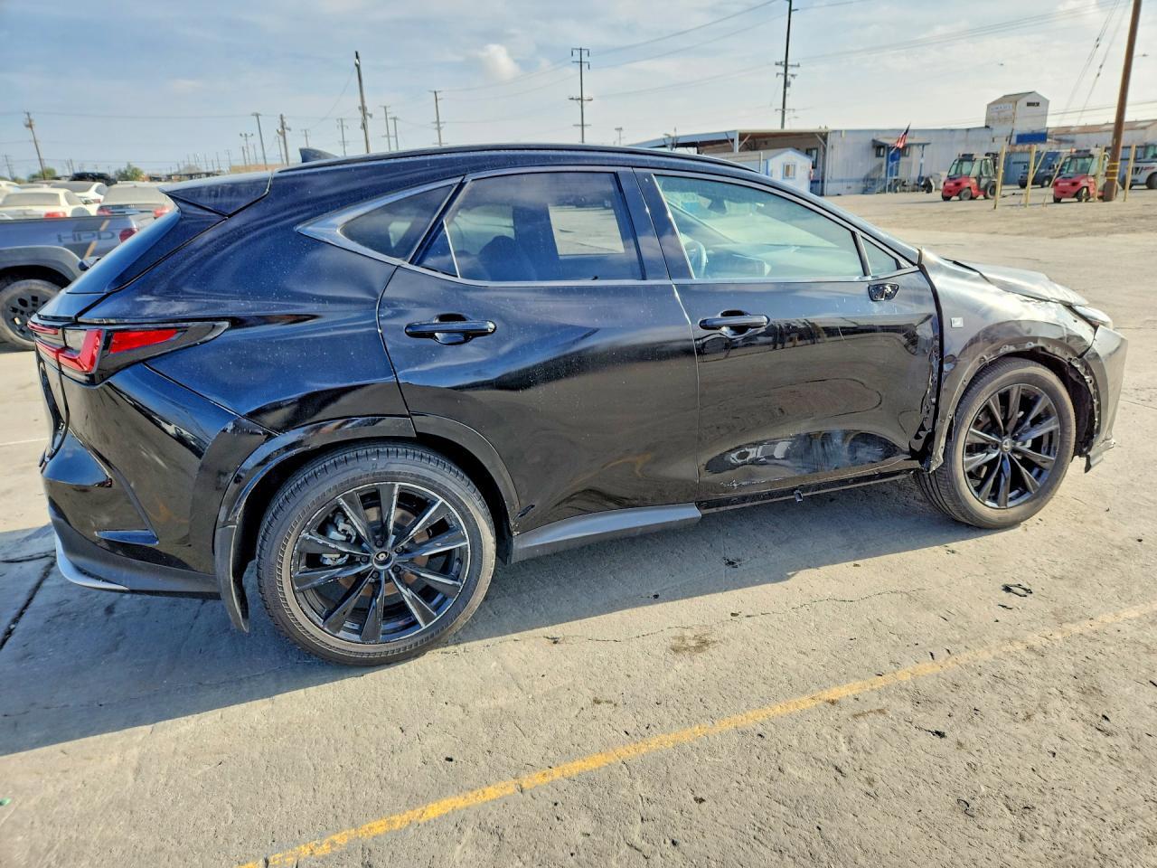 2025 LEXUS NX 350 F SPORT HANDLING — Фото 3 из 13