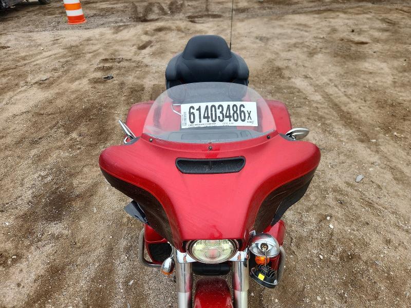 1HD1MAD18JB859780 2018 HARLEY-DAVIDSON FLHTCUTG photo no. 5
