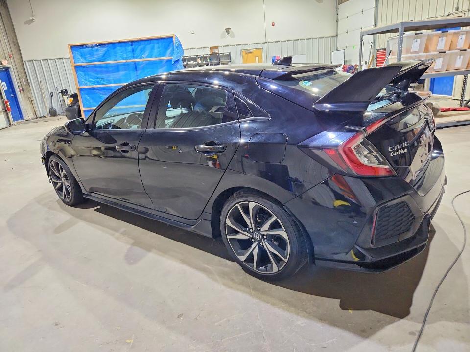 2018 HONDA CIVIC SPORT — Фото 2 из 13