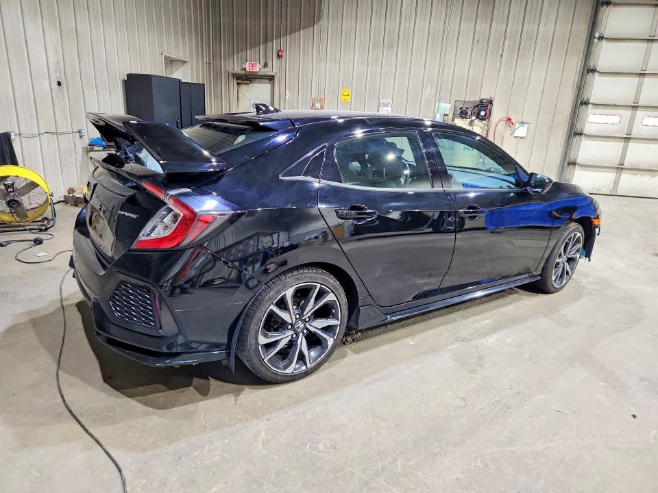 2018 HONDA CIVIC SPORT — Фото 3 из 13