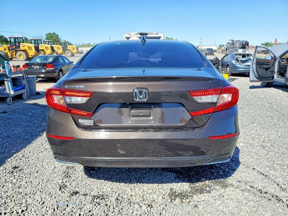 2018 HONDA ACCORD LX — Фото 6 из 12