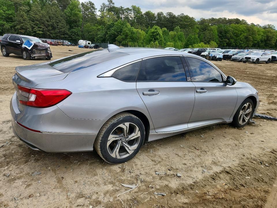 2018 HONDA ACCORD EX — Фото 3 из 12