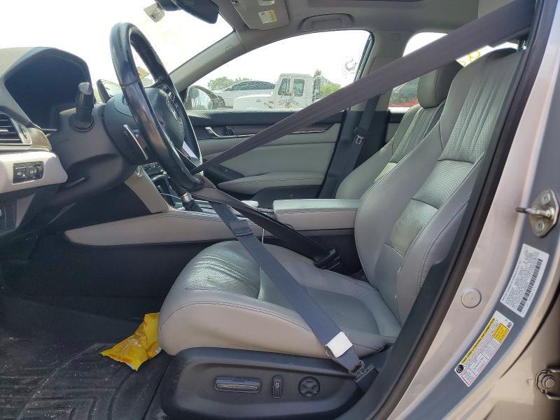 2018 HONDA ACCORD TOURING — Фото 7 из 12