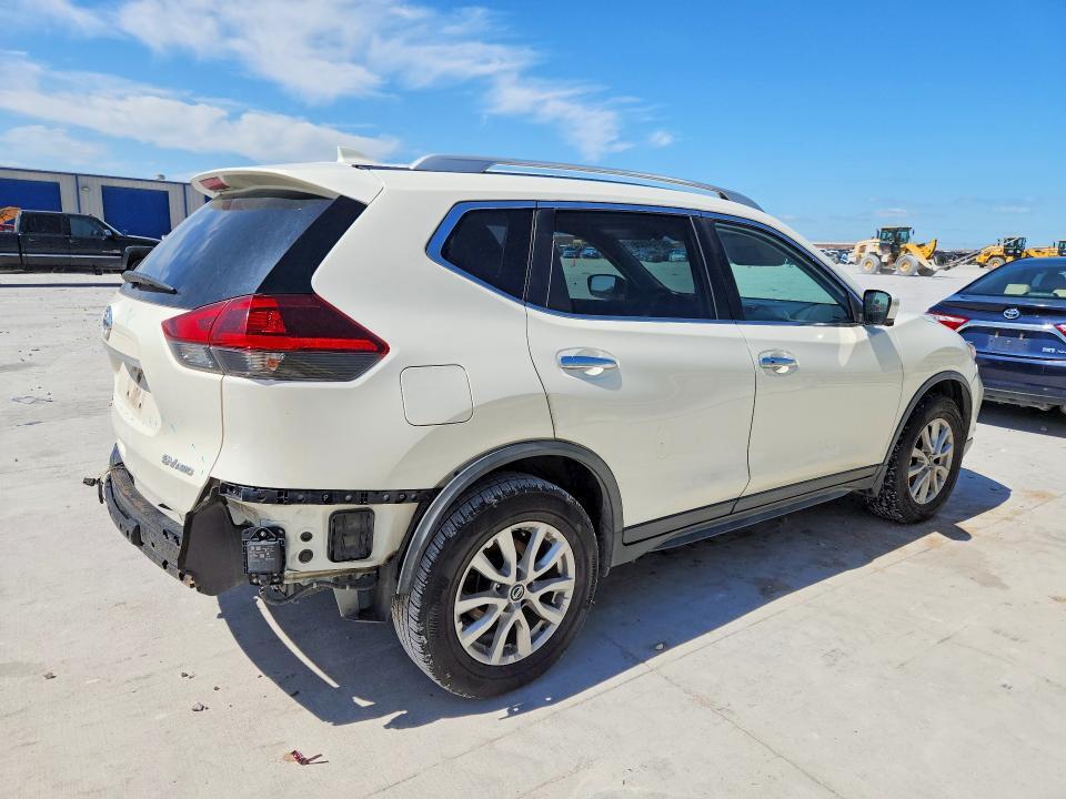 2018 NISSAN ROGUE SV — Фото 3 из 14