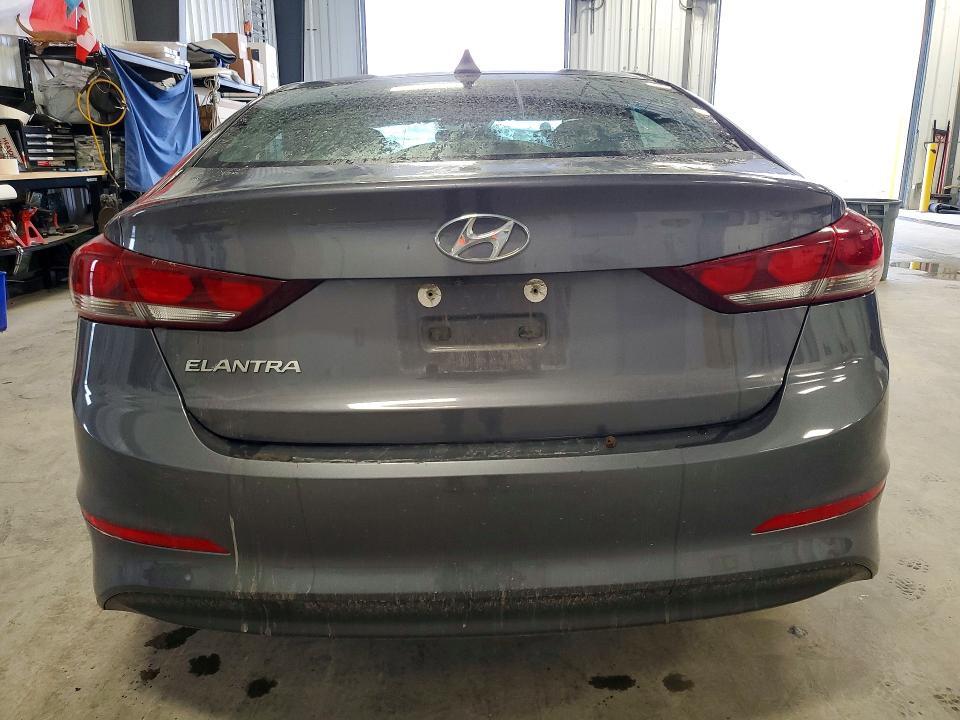 2018 HYUNDAI ELANTRA SEL — Фото 6 из 12