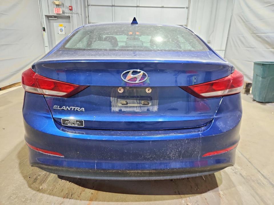 2018 HYUNDAI ELANTRA SEL — Фото 6 из 12