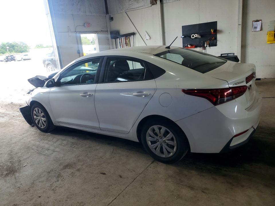 2018 HYUNDAI ACCENT SE — Фото 2 из 12