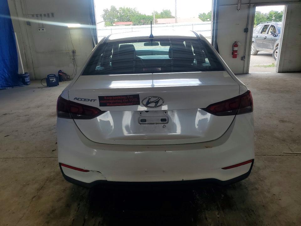 2018 HYUNDAI ACCENT SE — Фото 6 из 12