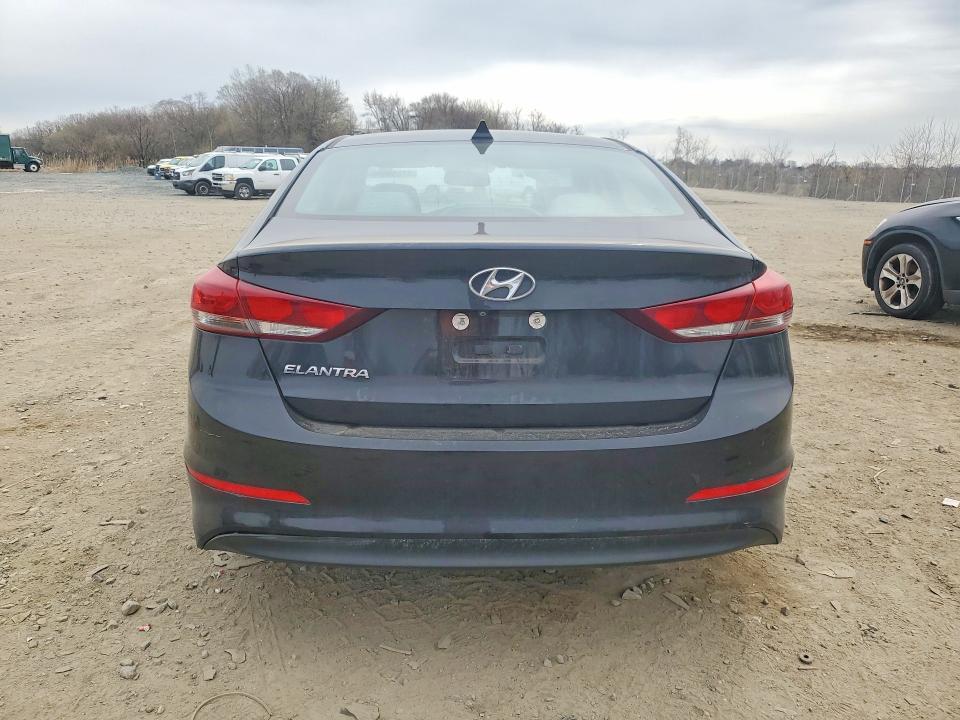 2018 HYUNDAI ELANTRA SEL — Фото 6 из 12