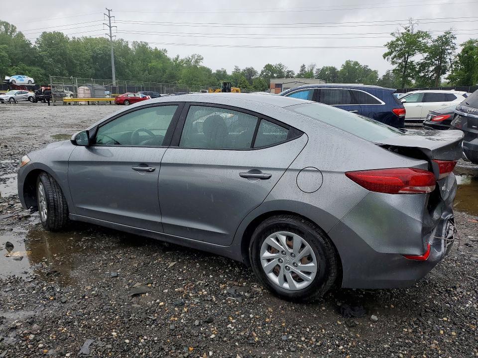 2018 HYUNDAI ELANTRA SE — Фото 2 из 12