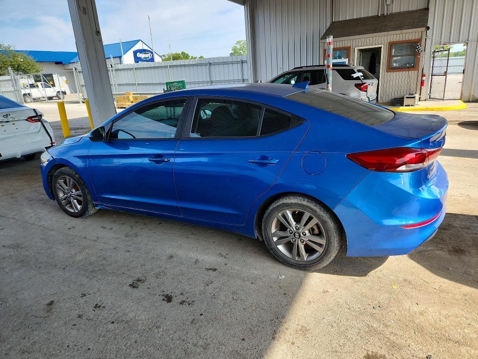 2018 HYUNDAI ELANTRA SEL — Фото 2 из 12
