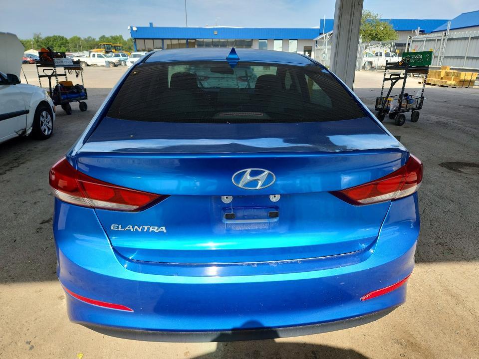 2018 HYUNDAI ELANTRA SEL — Фото 6 из 12