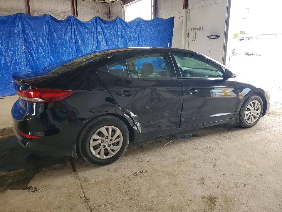 2018 HYUNDAI ELANTRA SE — Фото 3 из 12