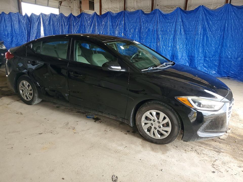 2018 HYUNDAI ELANTRA SE — Фото 4 из 12