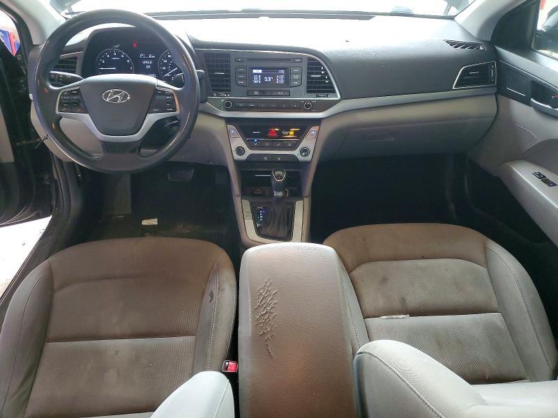 2018 HYUNDAI ELANTRA SE — Фото 8 из 12