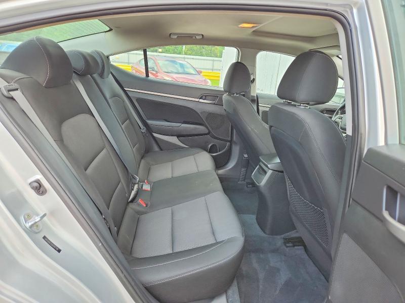5NPD84LF2JH397748 2018 HYUNDAI ELANTRA photo no. 10