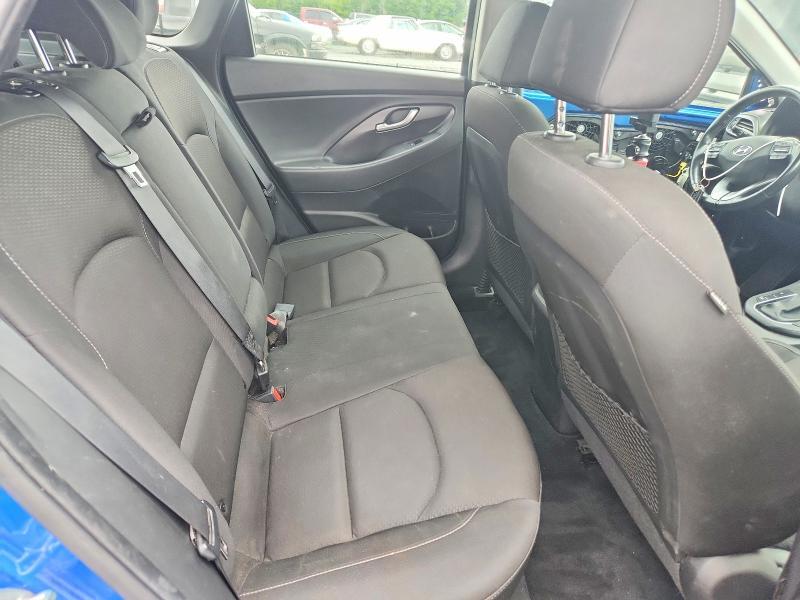 KMHH35LE1JU022237 2018 HYUNDAI ELANTRA GT photo no. 10