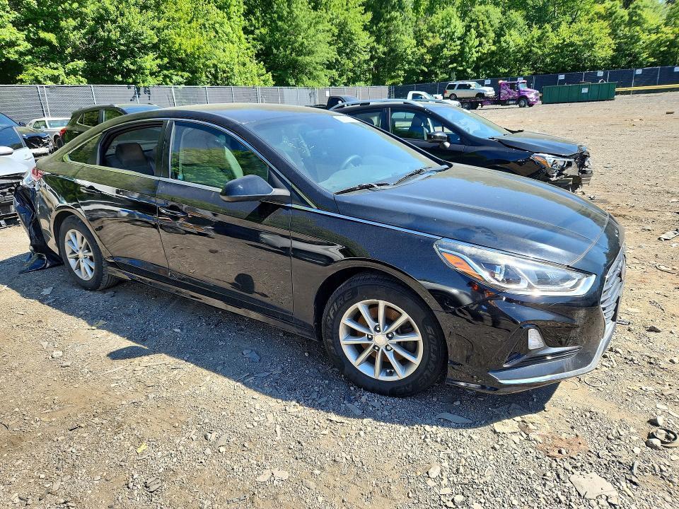 2018 HYUNDAI SONATA SE — Фото 4 из 12