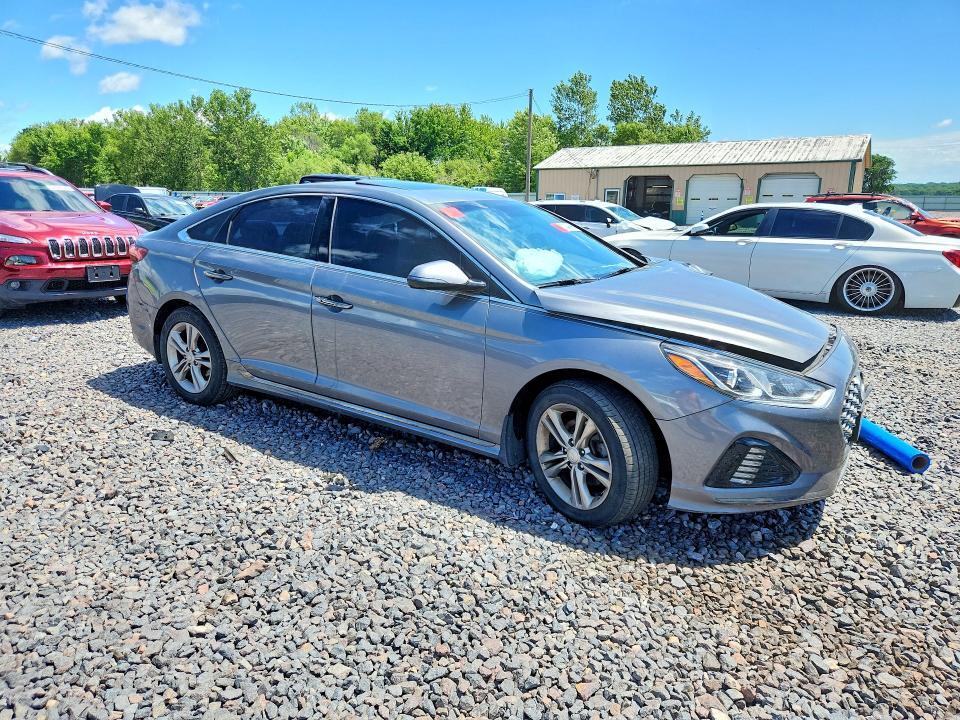 2018 HYUNDAI SONATA SPORT+ — Фото 4 из 12