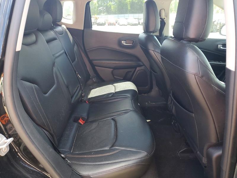 3C4NJDCB4JT135476 2018 JEEP COMPASS photo no. 10
