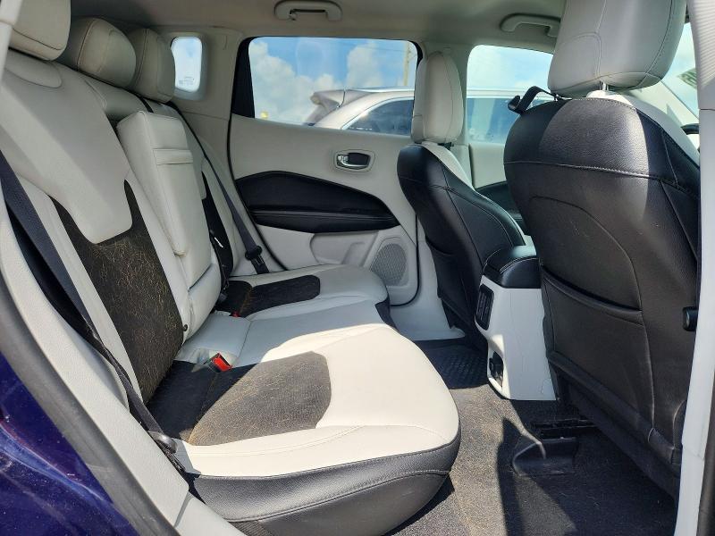 3C4NJDBB2JT201816 2018 JEEP COMPASS photo no. 11