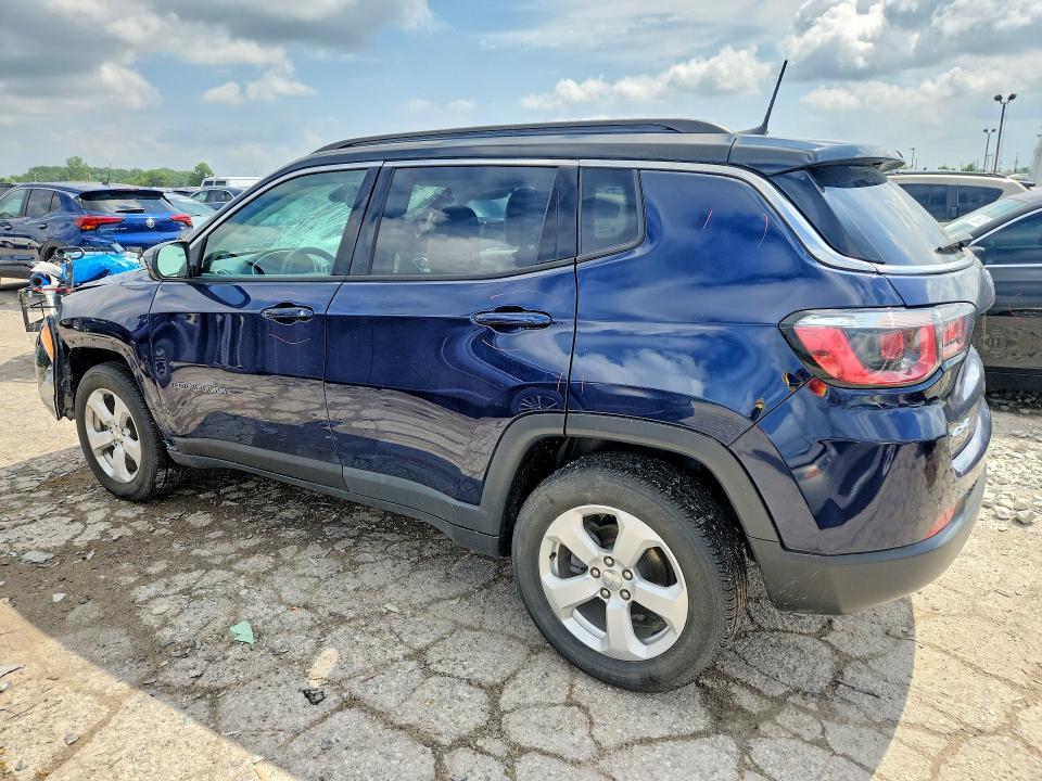 3C4NJDBB2JT201816 2018 JEEP COMPASS photo no. 2